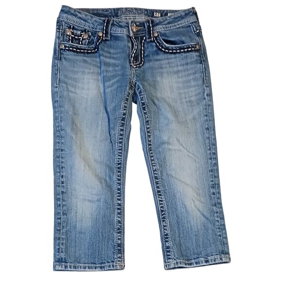 Miss Me Women's Denim Capris with Embroidered back pockets Size 27 - Picture 2 of 8